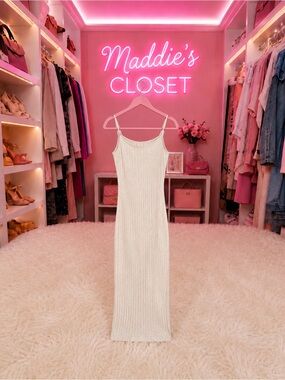 Universal Thread- Cream Ribbed Knit Dress